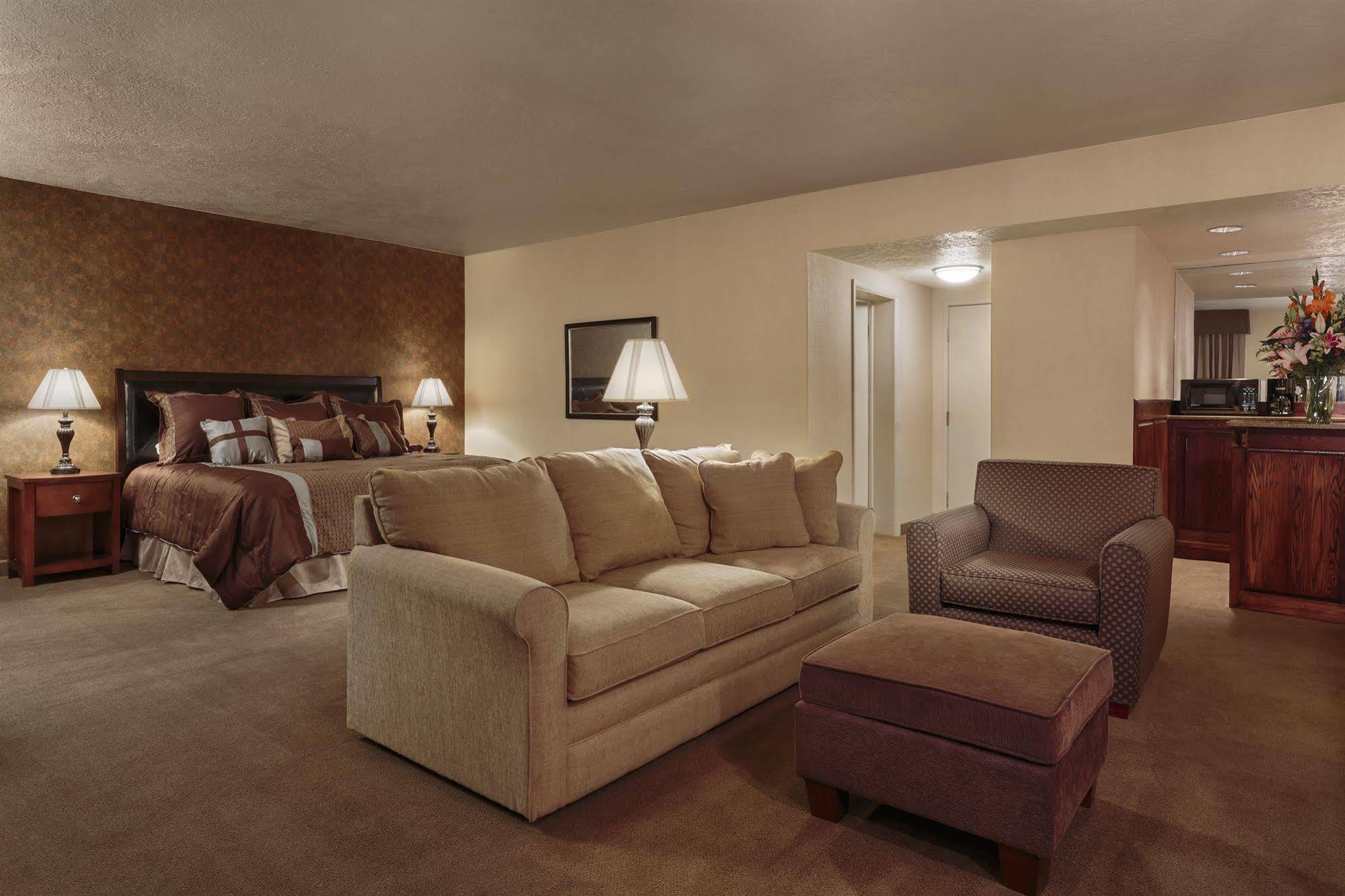 אלקו High Desert Inn מראה חיצוני תמונה