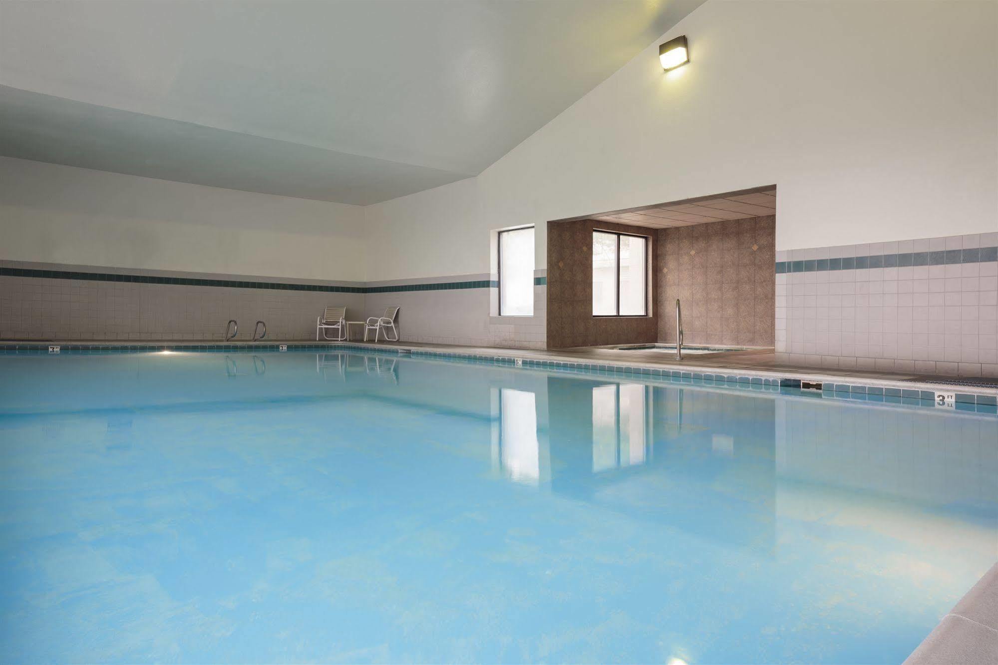 אלקו High Desert Inn מראה חיצוני תמונה